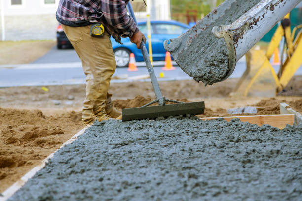 Best Driveway Concrete Repair  in Ellwood City, PA